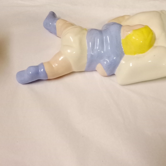 Vintage Handmade 1979, Baby Boy Sleeping on A Pillow Porcelain Ceramic 8"L x5.5 - Picture 5 of 10